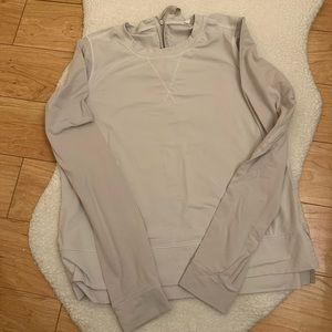 LULULEMON long sleeve shirt, very soft material, SIZE medium